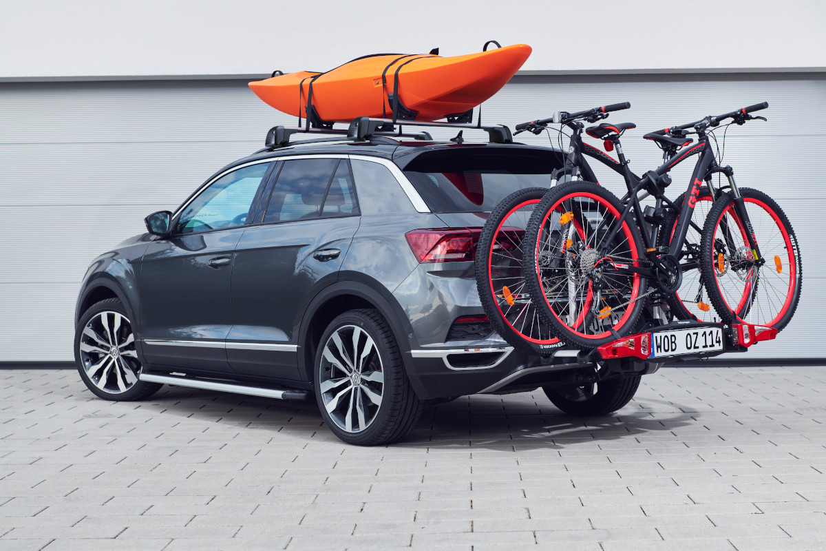 VW T-Roc mit Fahrrad- und Dachträger