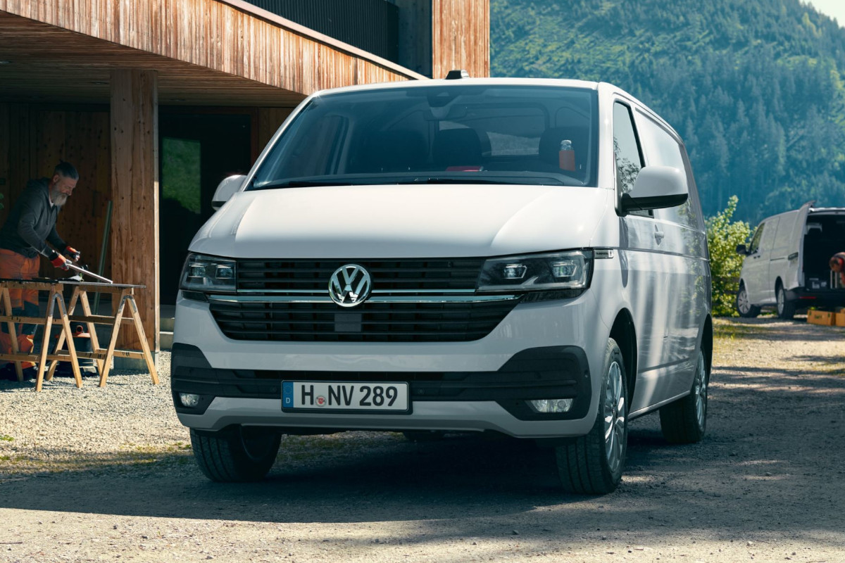 Frontalansicht des VW Transporter Kastenwagen